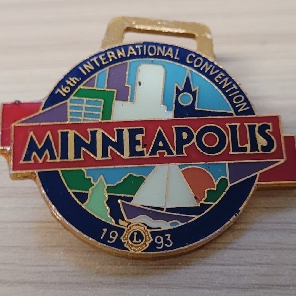 Lions Club Minneapolis Pin Lapel 76th International Convention Ribbon Collectibl